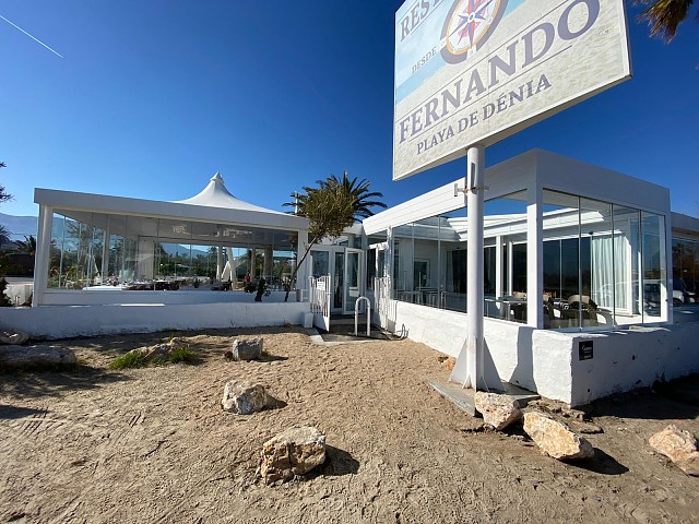 Glass enclosure Fernando Restaurant in Denia