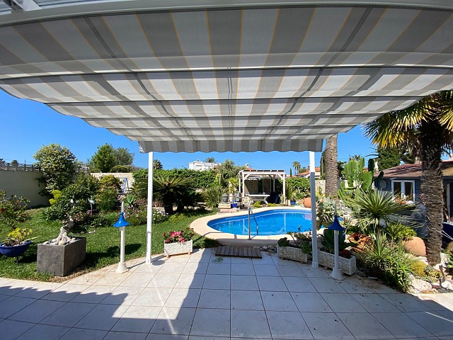 Palillera awning in Els Poblets